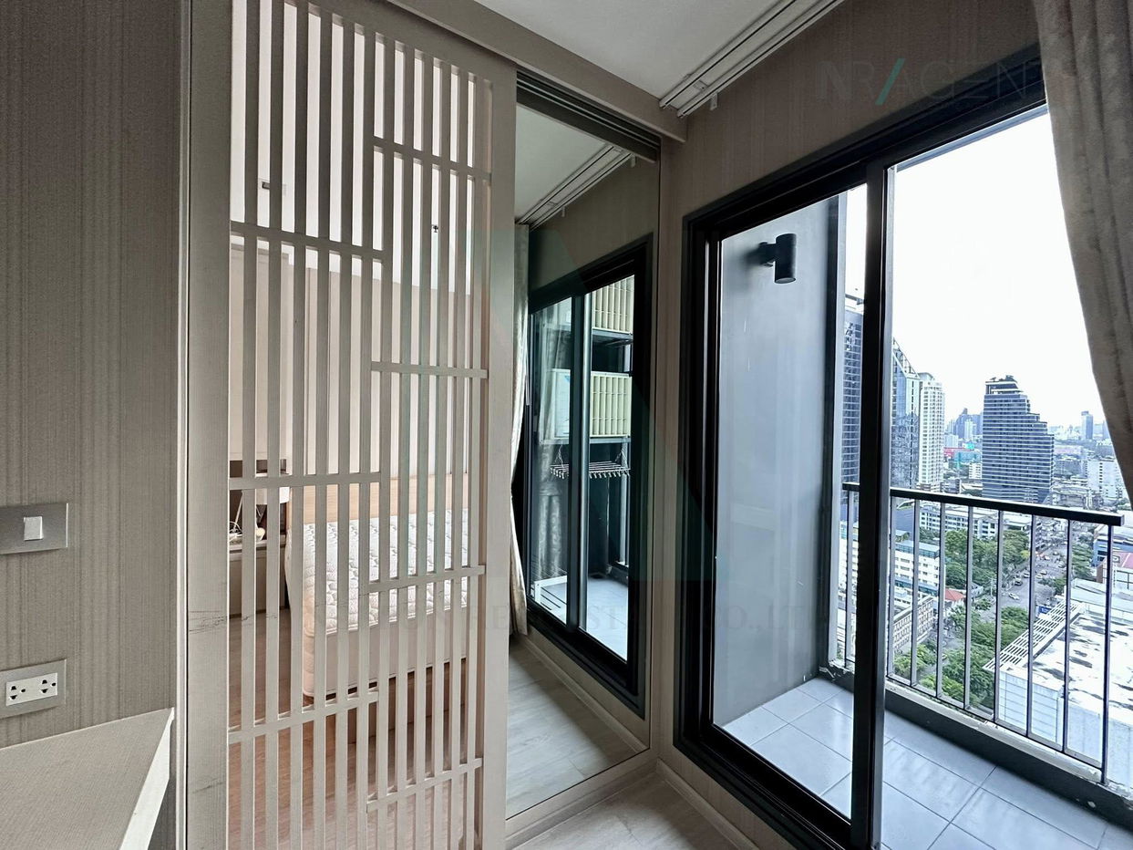 รูป ให้เช่าคอนโด ริทึ่ม รางน้ำ อาคาร 1 ชั้น 22 1 ห้องนอน ขนาด 36 ตรม ใกล้ อนุสาวรีย์ชัยสมรภูมิ - รูปที่ 4/8