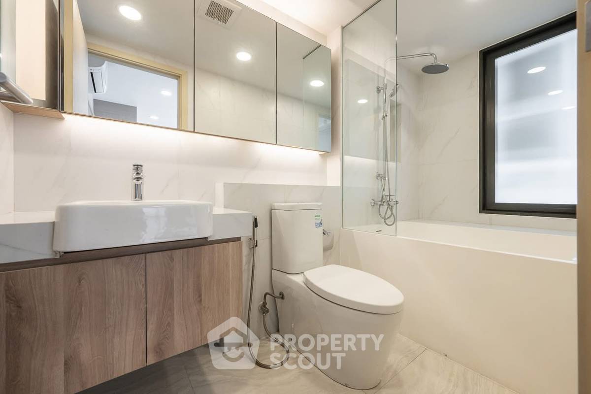 รูป คอนโด 2-ห้องนอน ที่ วาลเด้น อโศก ใกล้ MRT สุขุมวิท (ID 2325231) - รูปที่ 13/33