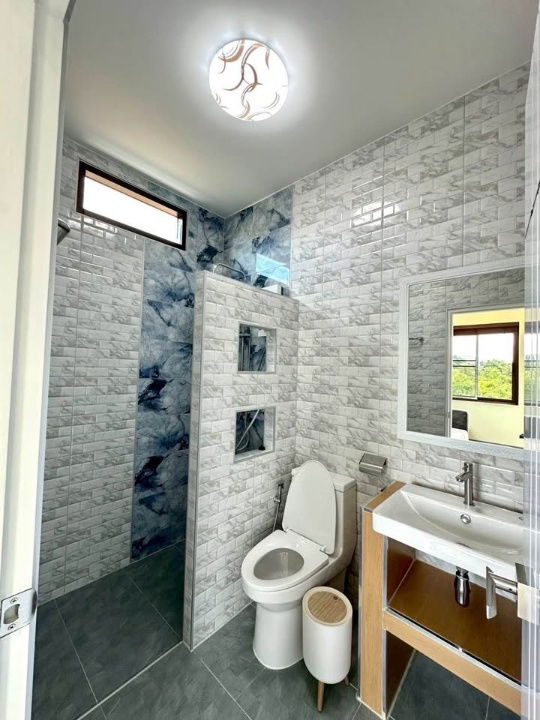 picture Single storey house for rent with 2 bedrooms,2 toilets and 1 kitchen.  - 17/21