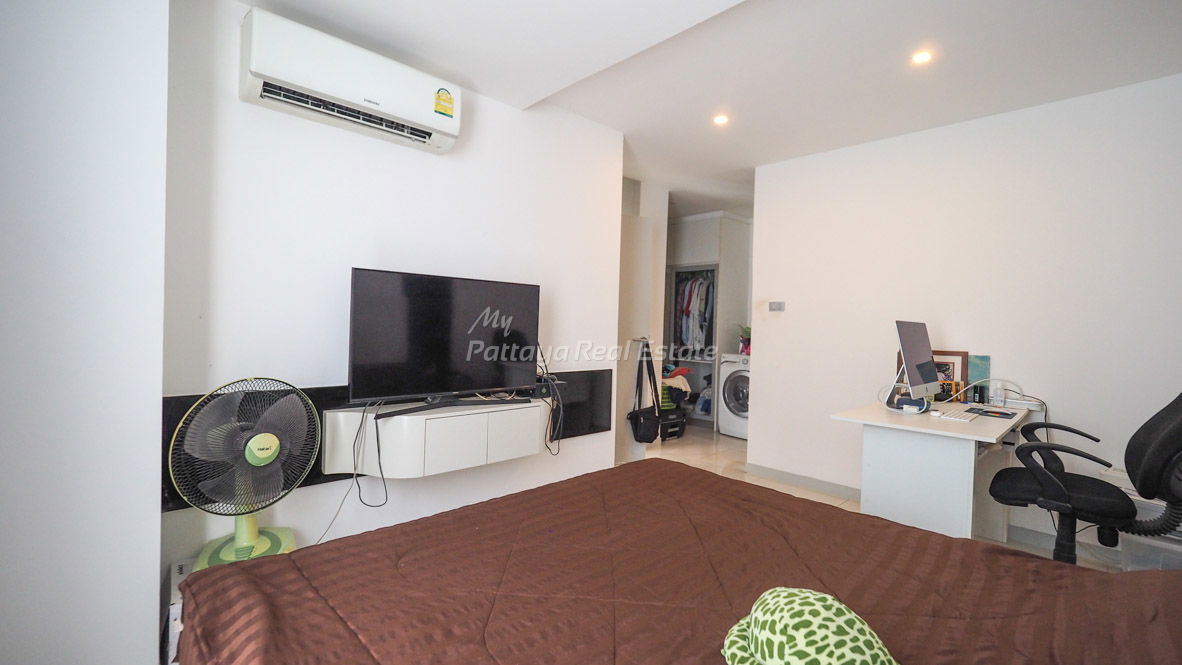 รูป 🛏️ 2 ห้องนอน - 🛁 2 ห้องน้ำ - 🏙️ Pool Views - 🌏 ชื่อชาวต่างชาติ - 🏢 City Center Residence Pattaya - รหัส: CCR48 - รูปที่ 9/17