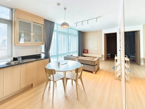Code: KJ9110  for rent The Height Thonglor // Line ID: @kjcondo (with @) //