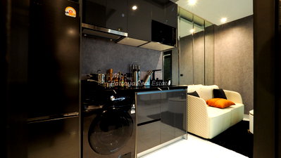 Condos for sale : 🛏️ 1 Bed - 🛁 1 Bath - 🏙️ Pool View - 🌏 FOREIGN name - 🏢 Zenith Condominium Pattaya - Ref: ZNITH02