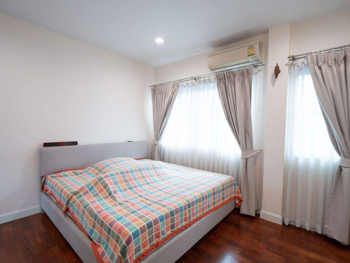 รูป ขายบ้าน หลังมุม ไซส์ใหญ่สุด 5 นอน 5 น้ำ 3 จอด บางกอกบูเลอวาร์ด สาธร ปิ่นเกล้า 1 บางกอกแอสเซท ขนาด 77 ตรว. พื้นที่ใช้สอย 350 ตรม. สภาพดีมาก - รูปที่ 67/72