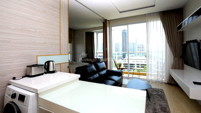 ขายคอนโด : 🛏️ 1 ห้องนอน - 🛁 1 ห้องน้ำ - 🏙️ Sea View - 🇹🇭 ชื่อบริษัท - 🏢 Cetus Beachfront Pattaya - รหัส: CETUS24