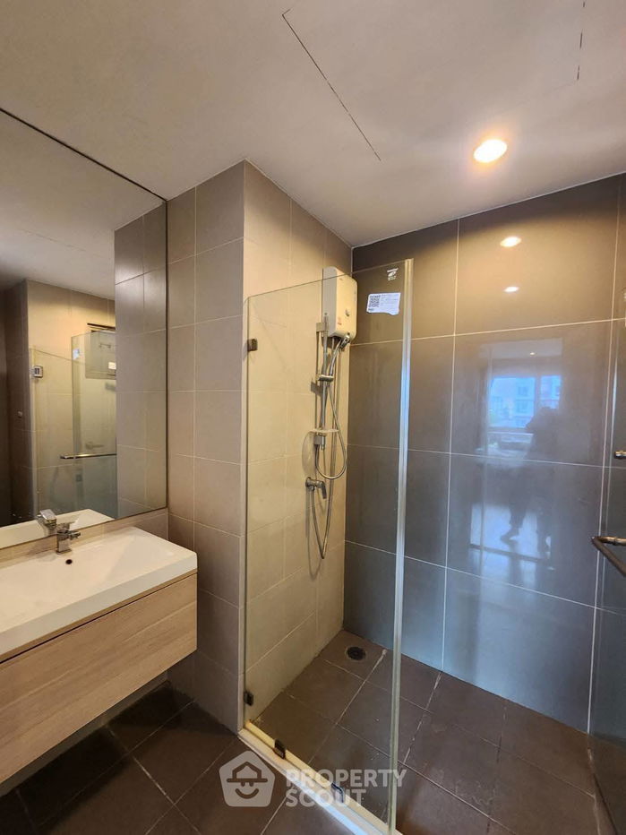 picture 2-BR Condo at The Privacy Ratchada Sutthisan in Sam Sen Nok (ID 2340893) - 8/9