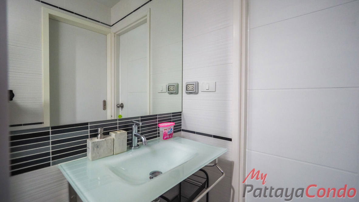 picture 🛏️ 2 Bed - 🛁 1.5 Bath - 🏙️ Pool Views - 🇹🇭 THAI name - 🏢 Centric Sea Pattaya - Ref: CC58 - 12/18