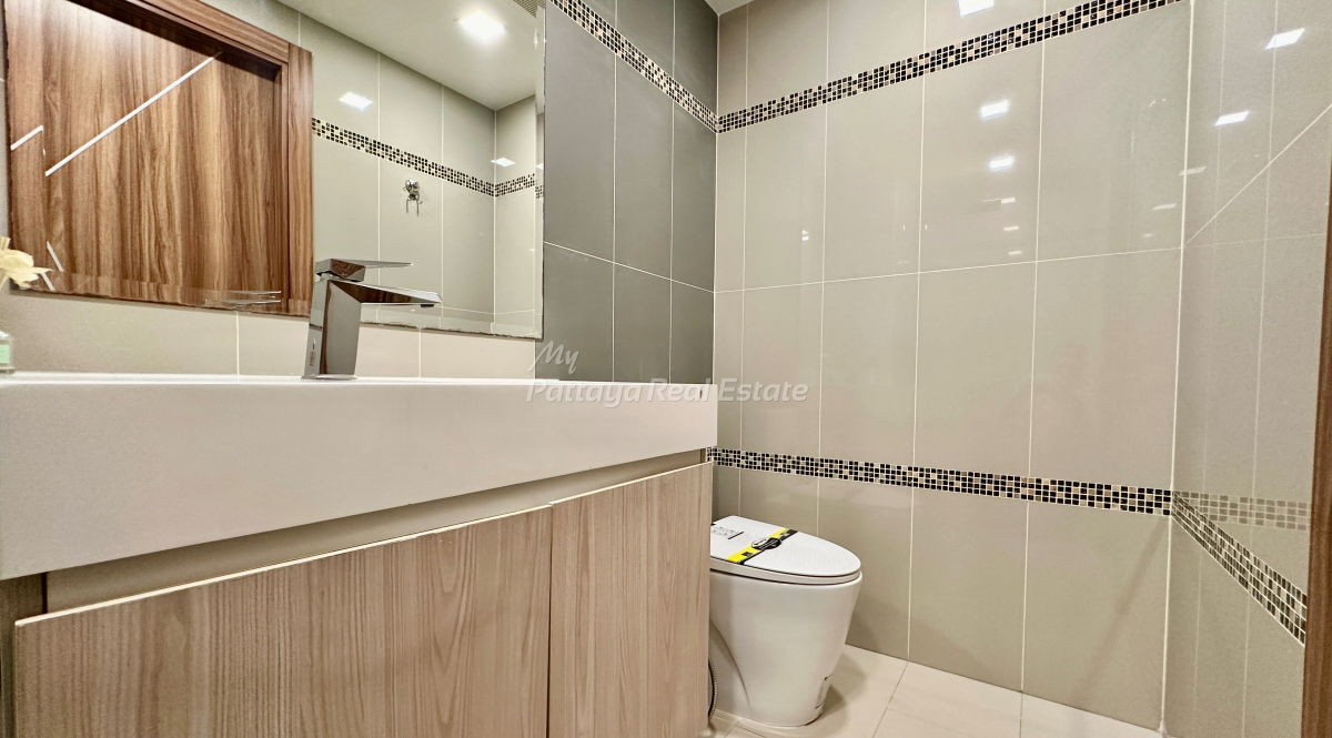 picture 🛏️ 1 Bed - 🛁 1 Bath - 🏙️ City Views - 🌏 FOREIGN name - 🏢 Laguna Beach Resort 2 Pattaya - Ref: LBR2J33 - 8/9