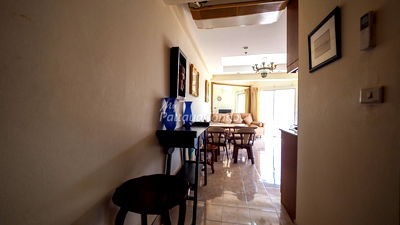 Condos for sale Tesco Lotus South Pattaya : 🛏️ 1 Bed - 🛁  Bath - 🏙️ Sea Views - 🌏 FOREIGN name - 🏢 Jomtien Beach Condominium Pattaya - Ref: JBC07