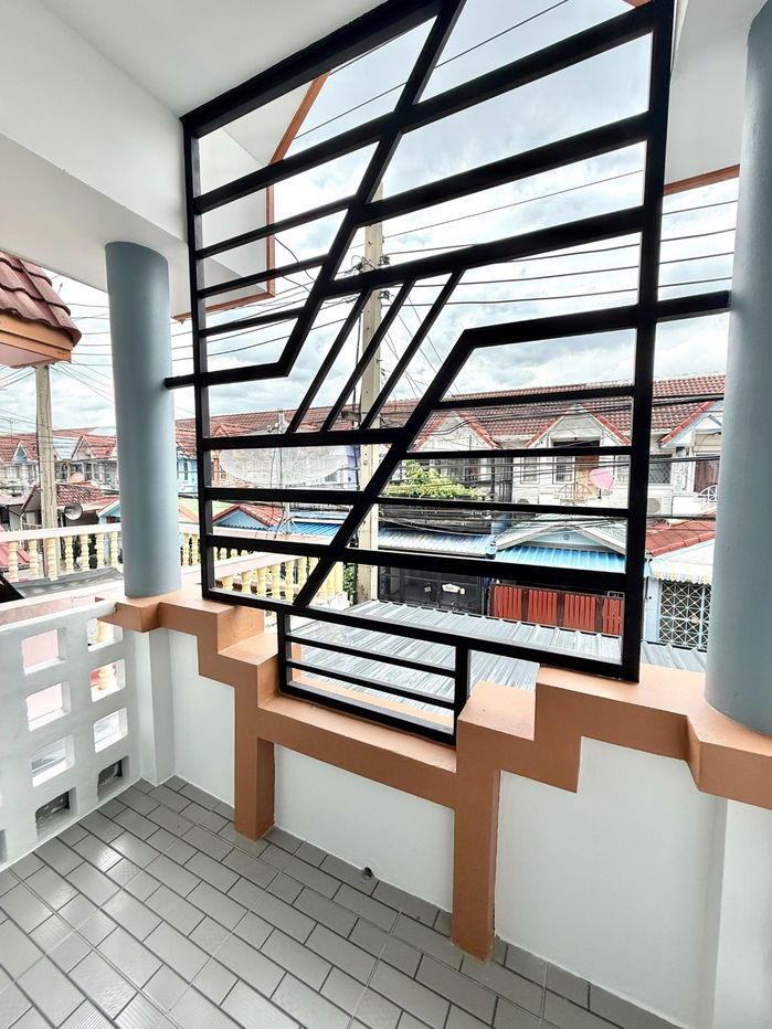 รูป ทาวน์เฮ้าส์ 2ชั้น รีโนเวทใหม่ ทำเลดี  หมู่บ้าน มนชญา1 ถนนสายไหม 21 แถมเฟอร์นิเจอร์ พร้อมอยู่ ใกล้รถไฟฟ้า สนามบิน - รูปที่ 16/23