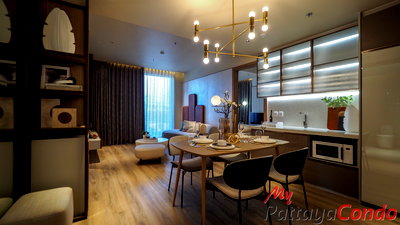 ขายคอนโด : 🛏️ 2 ห้องนอน - 🛁 2 ห้องน้ำ - 🏙️ Sea View - 🇹🇭 ชื่อไทย - 🏢 Arom Jomtien Pattaya - รหัส: AROJ06