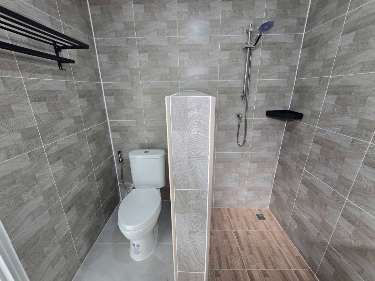 รูป บ้านเดี่ยว เนื้อที่เยอะ ทำเลดี กว้างขวาง หมู่บ้าน เคซี.การ์เด้นโฮม6 ถนนนิมิตใหม่40 คลองสามวา พร้อมอยู่ - รูปที่ 21/33