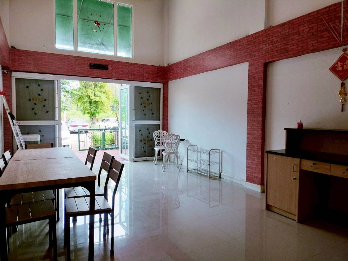 รูป 📢ให้เช่า 🏢ทาวน์โฮม /โฮมออฟฟิตห้องมุม 3.5 ชั้น ติด ABAC บางนา  โครงการเมทโทรบิซทาวน์ บรรยากาศสไตล์ยุโรป - รูปที่ 10/26