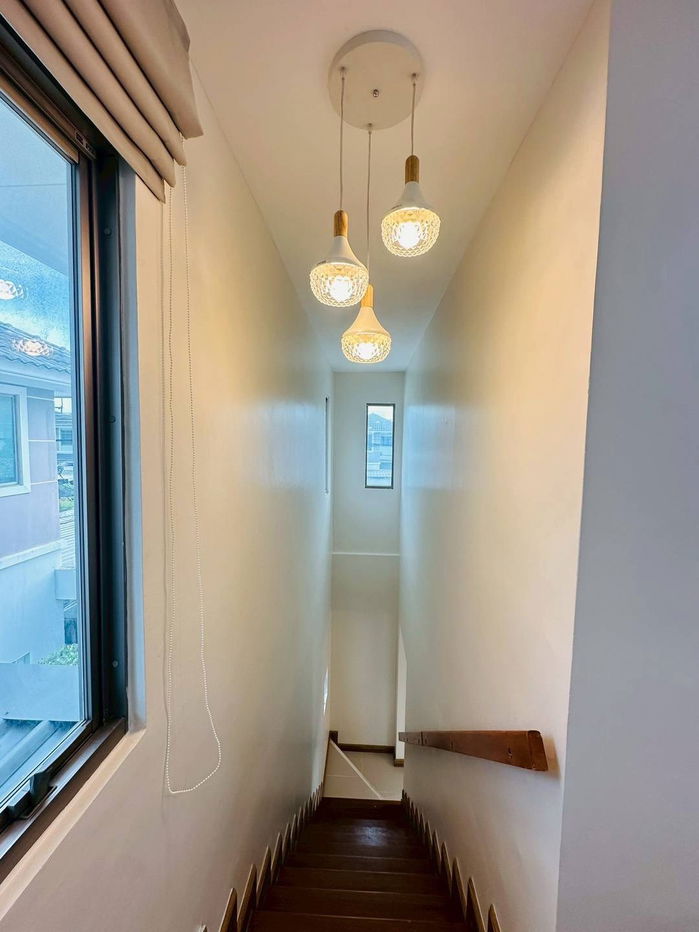 รูป ขายบ้านรีโวเวทใหม่ทั้งหลัง ม.ไลฟ์แอทบางละมุง ฟรีโอน!! - รูปที่ 3/14