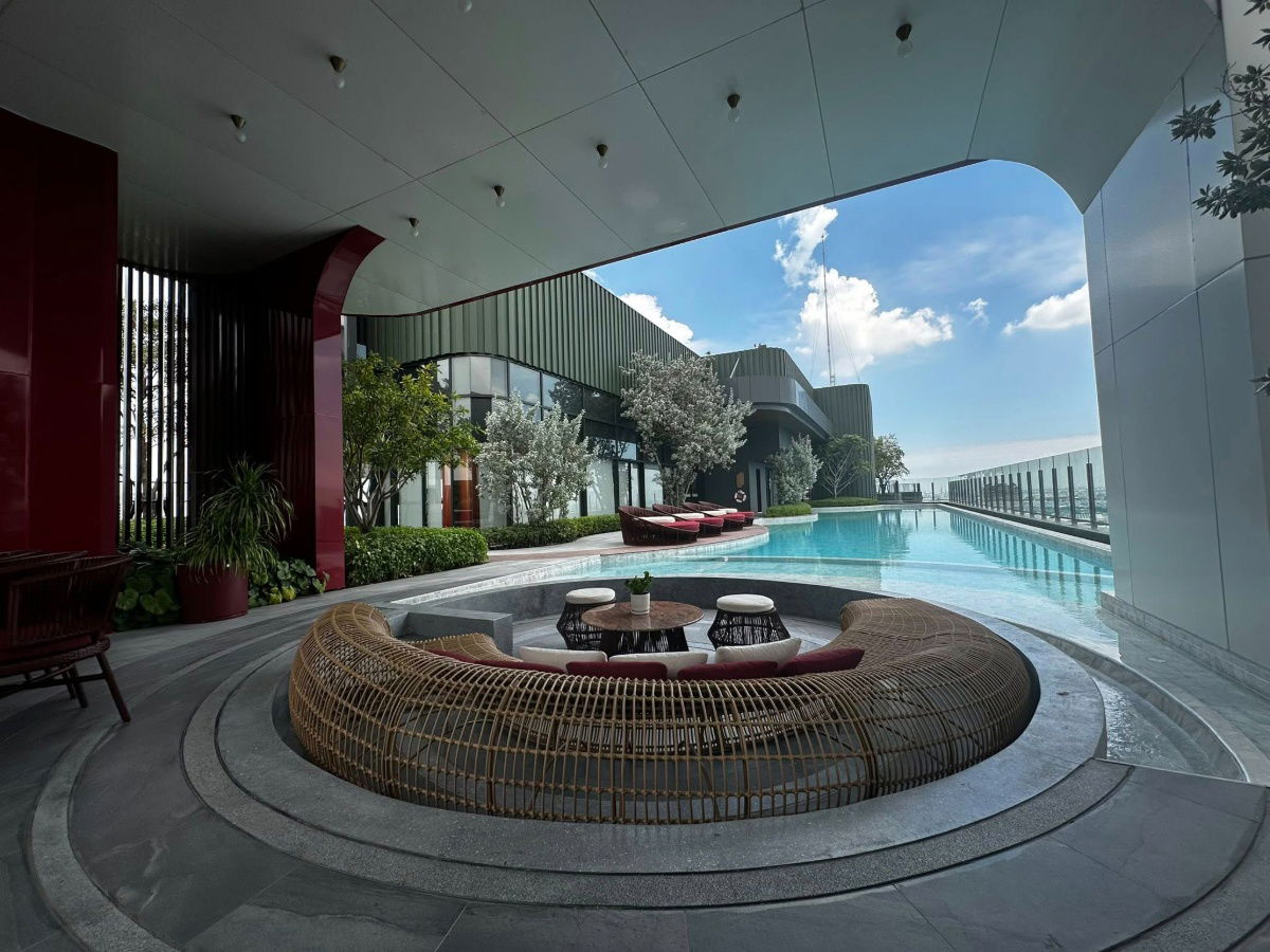 picture Code: KJ9118  for rent THE LINE VIBE Phahonyothin // Line ID: @kjcondo (with @) // - 10/14