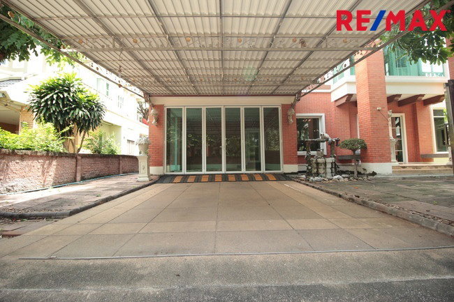 รูป ขายบ้านเดี่ยว ลัดดารมย์ อิลิแกนซ์ พระราม 5-2 หลังริม Private ที่ดินใหญ่ 189.3 ตรว. - รูปที่ 3/9