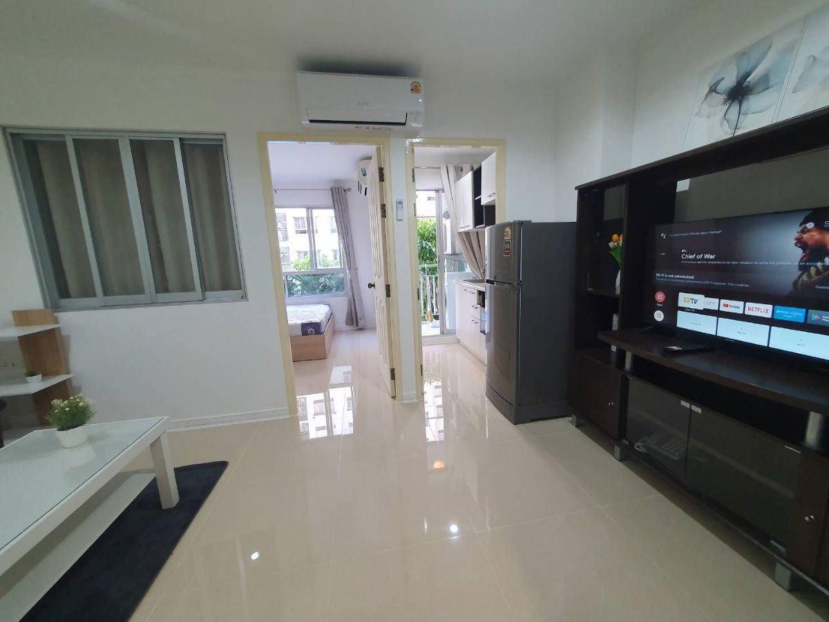 รูป ให้เช่าคอนโดลุมพินีวิลล์ รามอินทรา-หลักสี่ ห้องสวย พร้อมเฟอร์และเครื่องใช้ไฟฟ้าพร้อมเข้าอยู่ วิวสระ ติดรถไฟฟ้า - รูปที่ 4/10