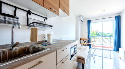 คอนโด ถนนจอมเทียนสาย 2 : 🛏️ 1 ห้องนอน - 🛁  ห้องน้ำ - 🏙️ City Views - 🇹🇭 ชื่อไทย - 🏢 Trio Gems Pattaya - รหัส: TGEM09