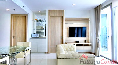 Condos for sale : 🛏️ 2 Bed - 🛁 2 Bath - 🏙️ Sea View - 🇹🇭 THAI name - 🏢 The Riviera WongAmat Beach Pattaya - Ref: RW10