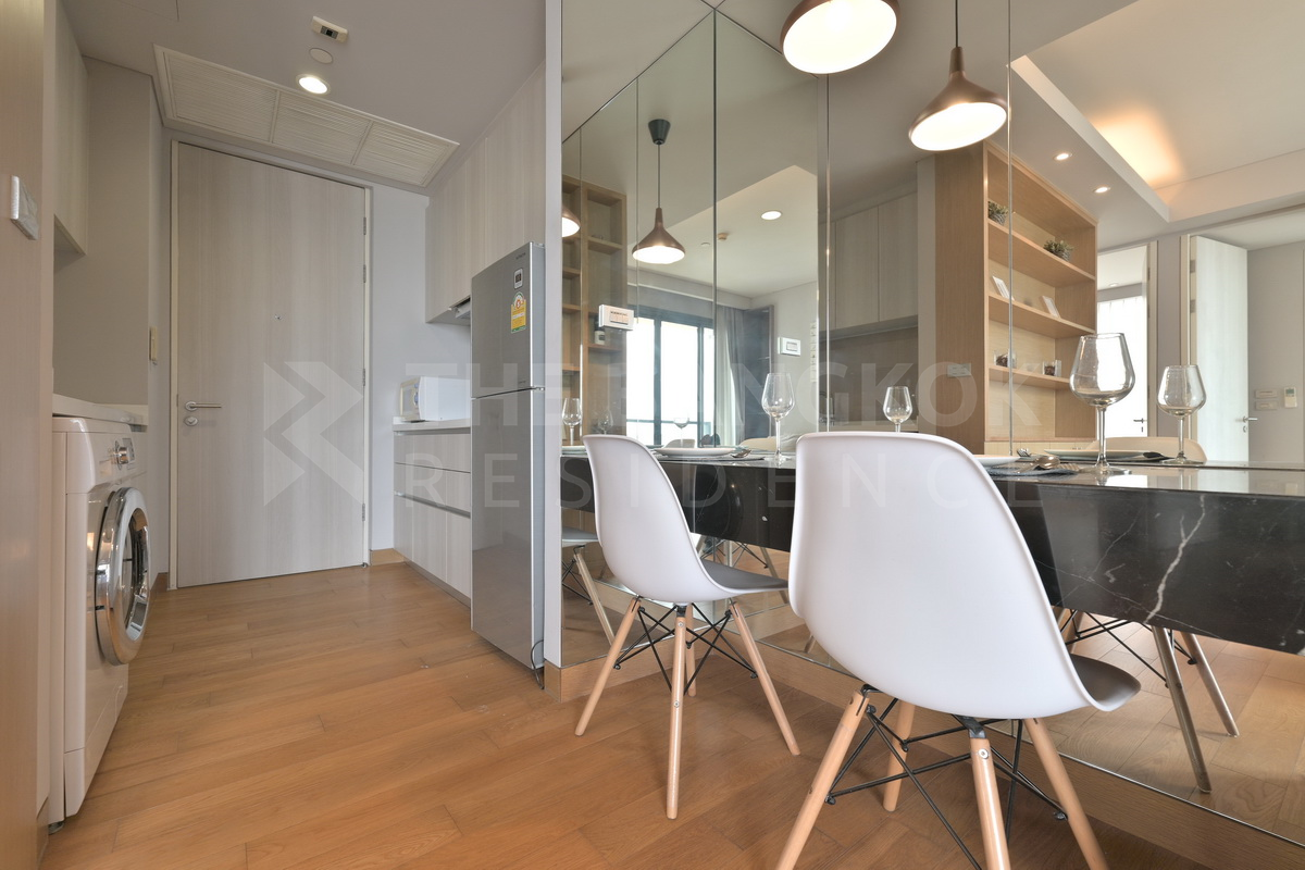 picture The Lumpini 24  Best Location Condo for City Dwellers - 4/10