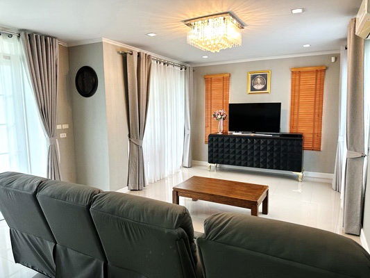 picture FOR RENT GOLDEN PRESTIGE EKKACHAI - WONGWAEN / 4 bedrooms 3 bathrooms / 120 Sqw. 280 Sqm. **55,000** MODERN HOUSE CLOSE TO SAMPENG 2 MARKET - 2/11