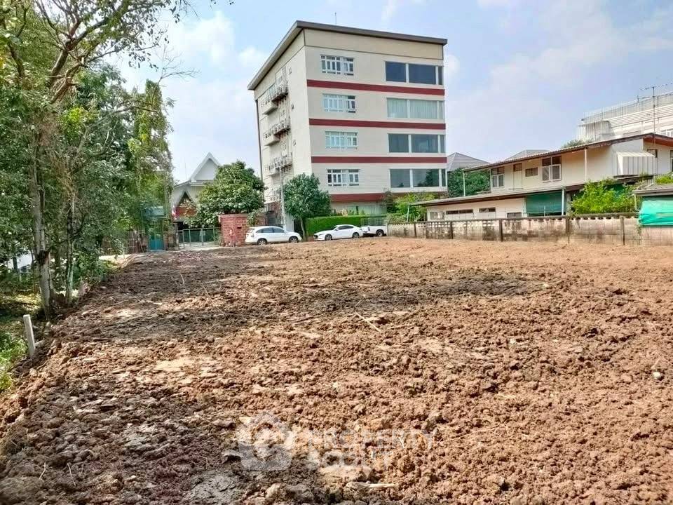 รูป ที่ดินสำหรับปล่อยเช่าและปล่อยขาย 828 ตารางเมตร แถว ใน บางแวก (ID 2339757) - รูปที่ 1/7