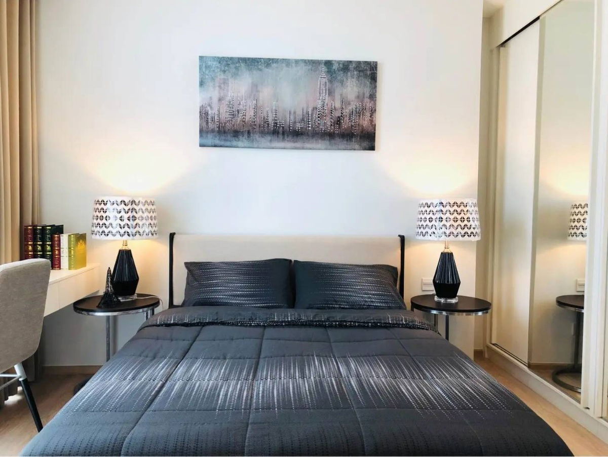 รูป ขายด่วน ✨ Noble Revolve Ratchada 2 ✨ 2 ห้องนอน 2 ห้องน้ำ เฟอร์นิเจอร์ และ เครื่องใช้ไฟฟ้าครบ  - รูปที่ 2/11