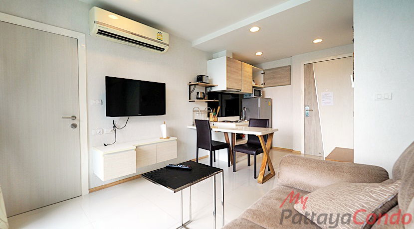 picture 🛏️ Studio - 🏙️ Pool Views - 🇹🇭 THAI name - 🏢 Acqua Condominium Jomtien - Ref: AQ14 - 1/12