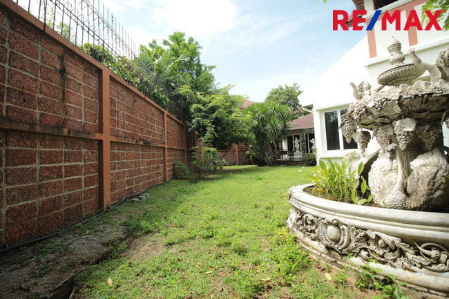 รูป ขายบ้านเดี่ยว ลัดดารมย์ อิลิแกนซ์ พระราม 5-2 หลังริม Private ที่ดินใหญ่ 189.3 ตรว. - รูปที่ 8/9