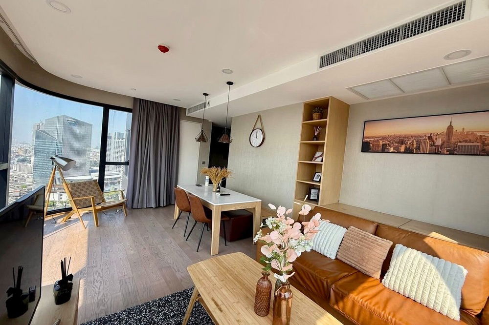 รูป 🔥 สำหรับเช่า !! วิวเมือง, ชั้นสูง 30++, ห้องมุม!! 🔥 Code C20221200077........Ashton Chula - Silom, 2 ห้องนอน, 1 ห้องน้ำ, แต่งครบ, พร้อมเข้าอยู่ 📣📣 - รูปที่ 2/8