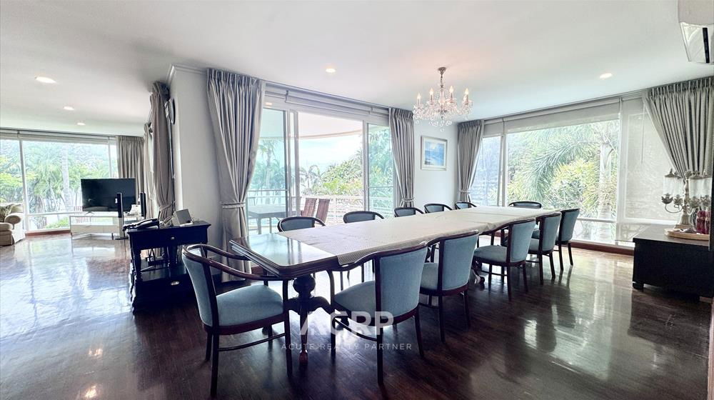 picture Beachfront Luxury Condo for Sale at Baan Sanploen Hua Hin Ref no. 00160239 - 8/25