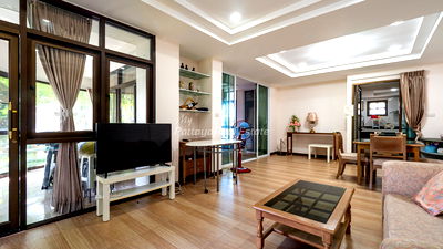 ขายคอนโด : 🛏️ 1 ห้องนอน - 🛁 1 ห้องน้ำ - 🏙️ Garden View - 🇹🇭 ชื่อไทย - 🏢 Metro Jomtien Condotel Pattaya - รหัส: MTJ09