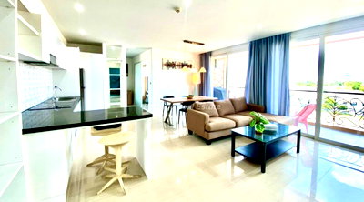 ขายคอนโด : 🛏️ 2 ห้องนอน - 🛁 2 ห้องน้ำ - 🏙️ City View - 🌏 ชื่อชาวต่างชาติ - 🏢 Atlantis Condo Resort Pattaya - รหัส: ATL36