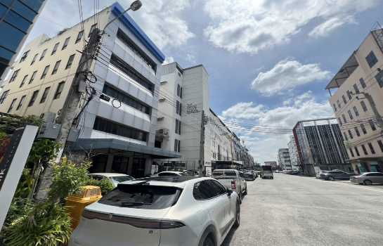 รูป ขาย อาคารสำนักงาน 5 ชั้น ถนนกิ่งแก้ว 40-2 ซอยมิราเคิล ใกล้ถนนใหญ่เพียง 50 ม. ใกล้สนามบินสุวรรณภูมิ เหมาะทำออฟฟิศ หรือ โชว์รูม - รูปที่ 1/12