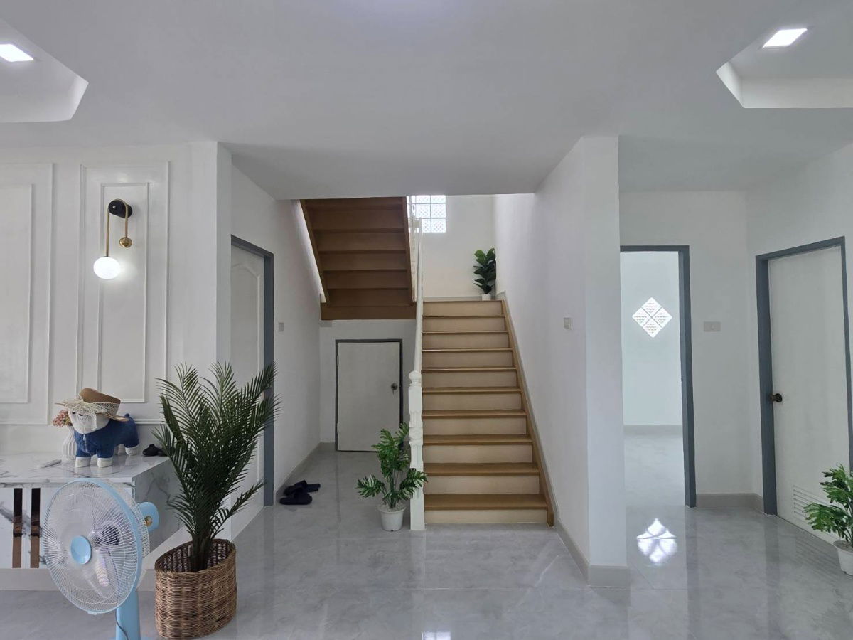 รูป บ้านเดี่ยว หลังใหญ่ รีโนเวทใหม่ หมู่บ้าน เคซีการ์เด้นโฮม15  ถนนนิมิตใหม่ ซอย40 คลองสามวา เนื้อที่กว้าง แถมเฟอร์นิเจอร์ พร้อมอยู่ - รูปที่ 18/40