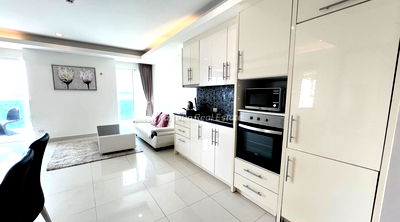 Condos for sale : 🛏️ 2 Bed - 🛁 2 Bath - 🏙️ Sea View - 🇹🇭 THAI name - 🏢 Cosy Beach View Pattaya - Ref: COSYB47