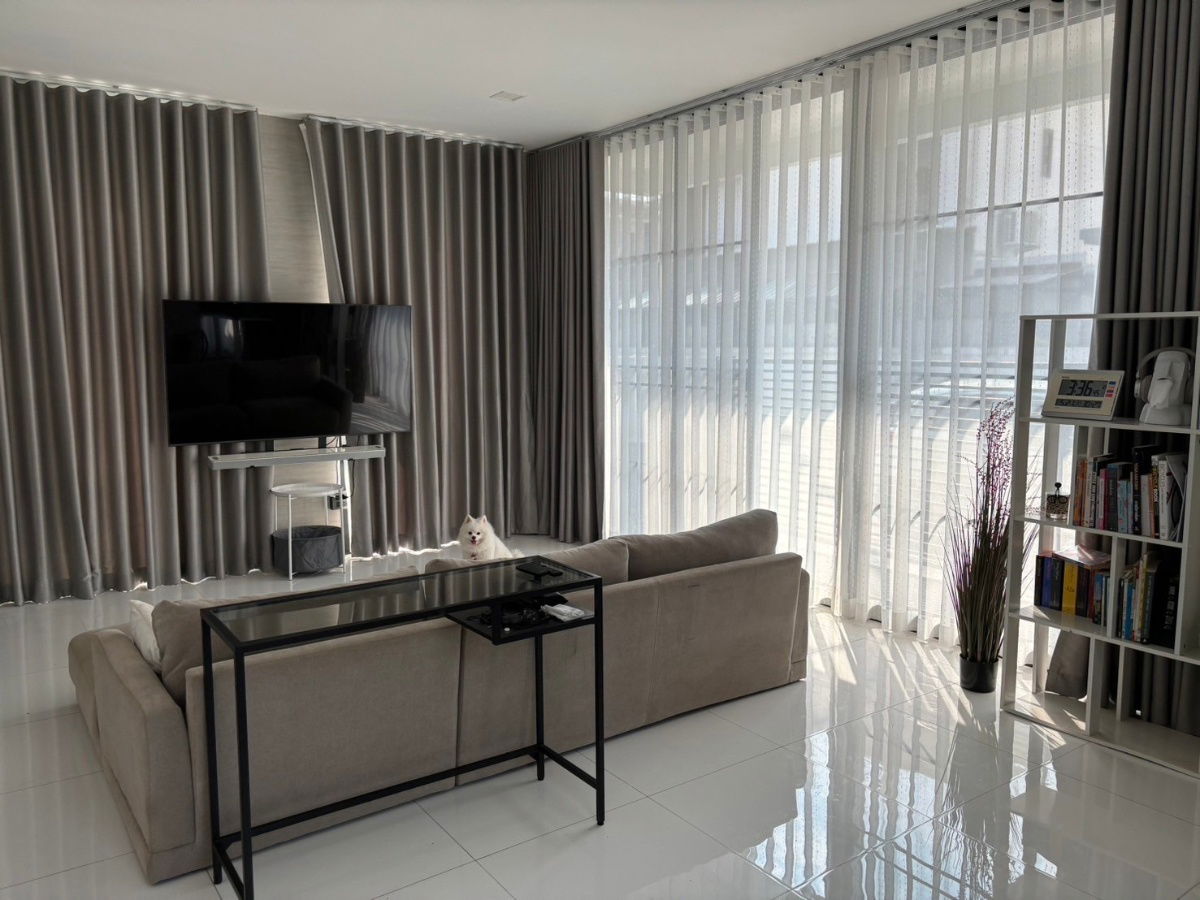 รูป ให้เช่าบ้านเดี่ยวสองชั้น  4 ห้องนอน 3 ห้องน้ำ 1 ห้องรับแขก 1 ห้องครัว   - รูปที่ 4/34