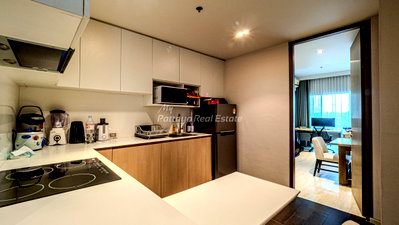 Condos for sale : 🛏️ 3 Bed - 🛁 3 Bath - 🏙️ Sea View - 🌏 FOREIGN name - 🏢 Veranda Residence Pattaya - Ref: VRD10