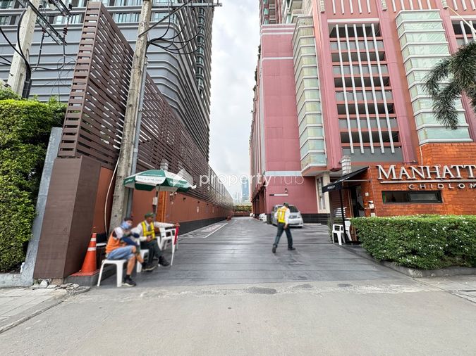 Manhattan Chidlom