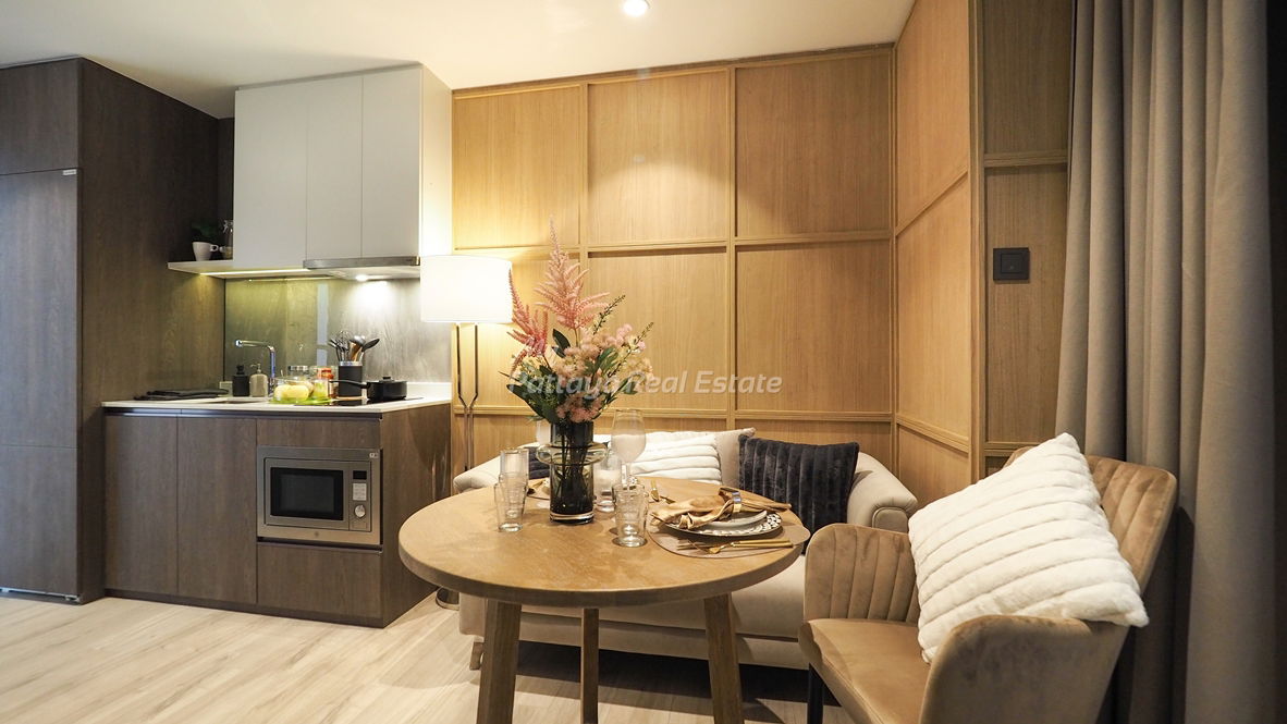 รูป 🛏️ 2 ห้องนอน - 🛁 2 ห้องน้ำ - 🏙️ Garden Views - 🇹🇭 ชื่อไทย - 🏢 Wyndham Grand Residences WongAmat Pattaya - รหัส: WYNDG03 - รูปที่ 2/15