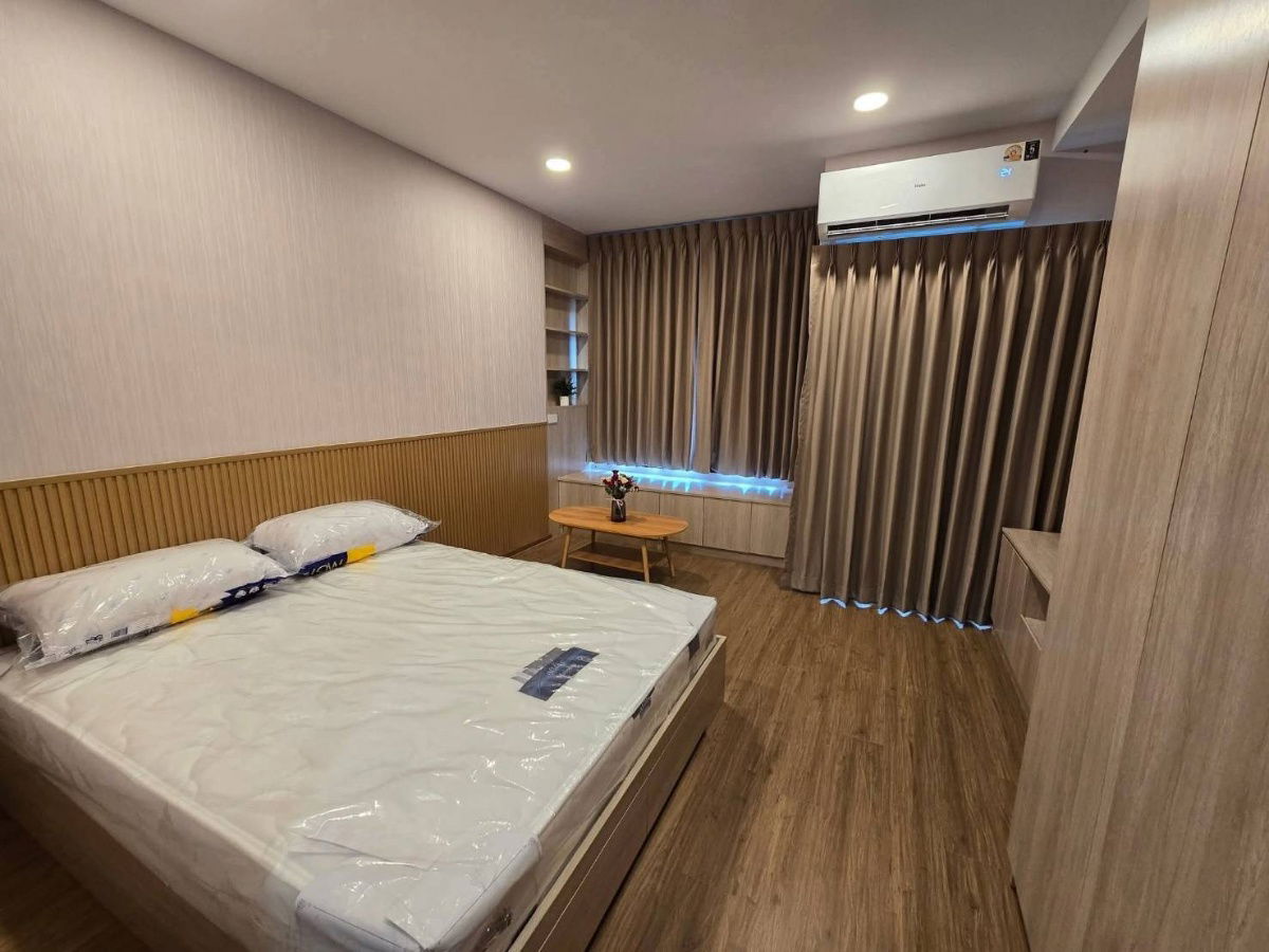 picture For rent ✨ The Livin Ramkhamhaeng ✨ near MRT Interchange Lamsalee, fully furnished and equipped with appliances - 2/8