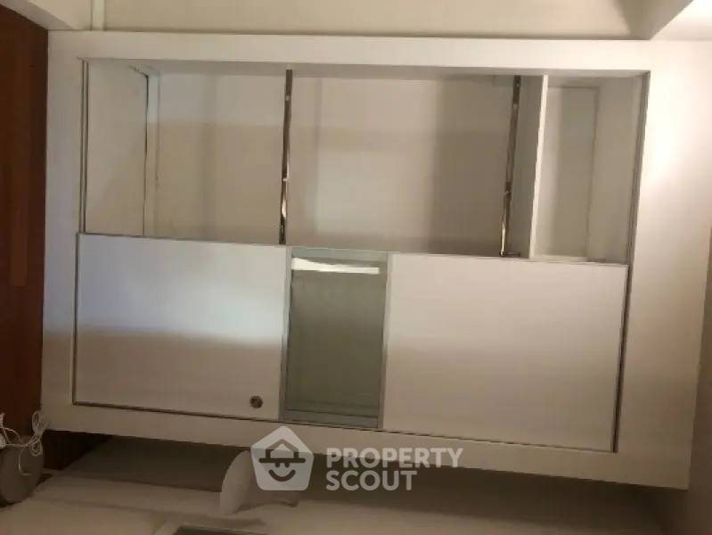 รูป คอนโด 1-ห้องนอน ที่ เลอ โคเต้ สุขุมวิท 14 ใกล้ BTS อโศก (ID 2317232) - รูปที่ 9/9