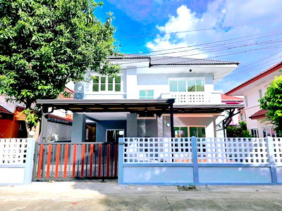 ขายบ้านเดี่ยว : บ้านเดี่ยว กว้างขวาง ตกแต่งใหม่ พร้อมอยู่ หมู่บ้าน เดอะสวีทการ์เด้น 2 ถนนหทัยราษฎร์​  สามวาตะวันตก คลองสามวา  (หนองระแหงซอย 3) แถมเฟอร์นิเจอร์