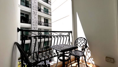 คอนโด พัทยา : 🛏️ 1 ห้องนอน - 🛁 1 ห้องน้ำ - 🏙️ Pool View - 🌏 ชื่อชาวต่างชาติ - 🏢 City Garden Olympus Pattaya - รหัส: CGOLY16