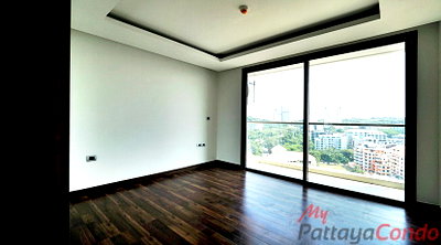 ขายคอนโด : 🛏️ Studio - 🛁 1 ห้องน้ำ - 🏙️ Sea View - 🇹🇭 ชื่อไทย - 🏢 The Peak Towers Pattaya - รหัส: PEAKT45