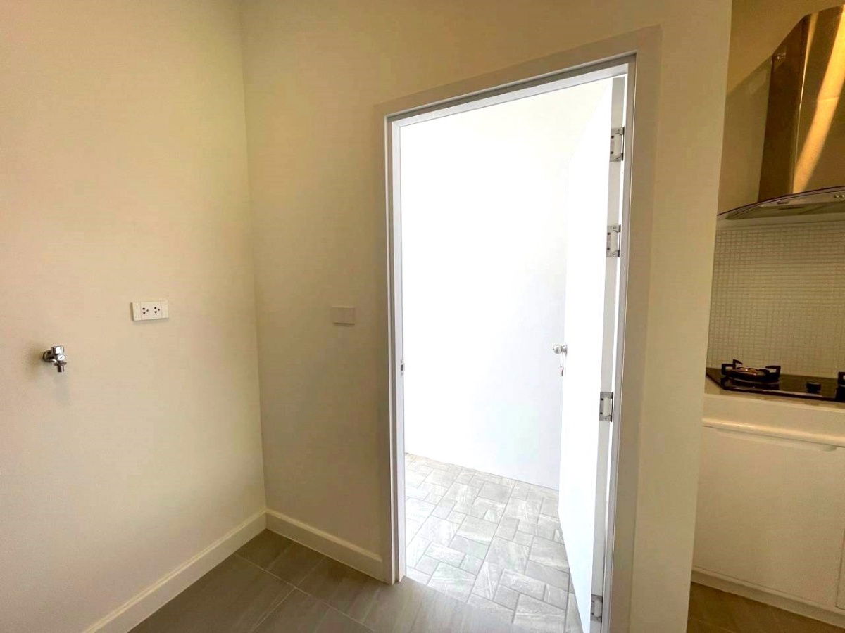 รูป ขายบ้านเดี่ยวชั้นเดียว  3 ห้องนอน  2 ห้องน้ำ  1 ห้องครัว  2 ที่จอดรถ - รูปที่ 18/25