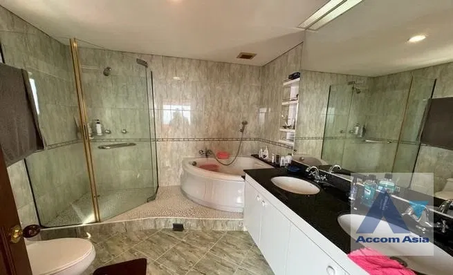 picture 🔼🔽 AccomA 📩 Fully Furnished 3 BR Condominium @ (AA41813) - 10/13