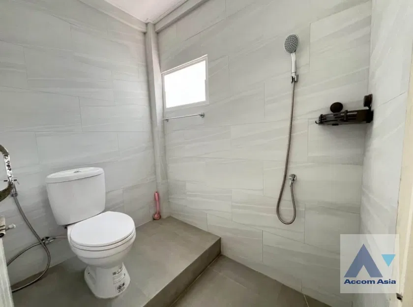 รูป 🔼🔽 AccomA 📩 Pet friendly 4 BR House in Suan Luang (AA44743) - รูปที่ 12/16