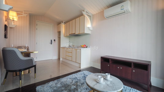 🛏️ 1 Bed - 🛁 1 Bath - 🏙️ Garden View - 🇹🇭 THAI name - 🏢 Grand Florida Beachfront Resort Pattaya - Ref: GF04