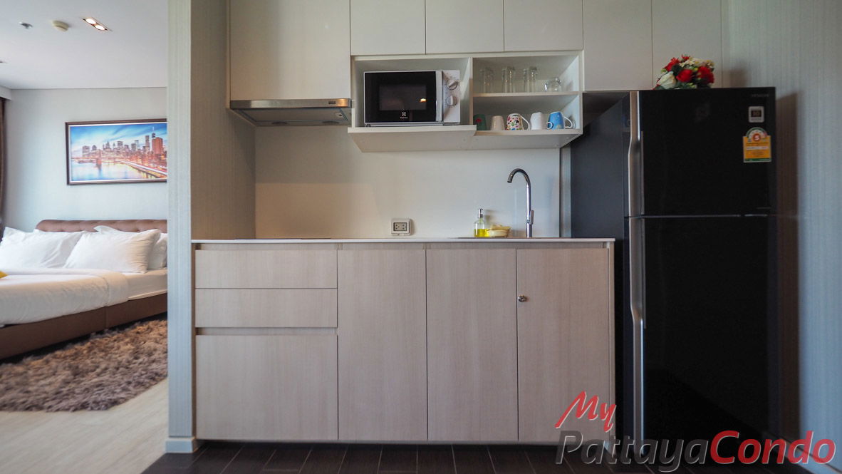 picture 🛏️ 2 Bed - 🛁 2 Bath - 🏙️ Sea Views - 🇹🇭 THAI name - 🏢 Veranda Residence Pattaya - Ref: VRD06 - 3/23