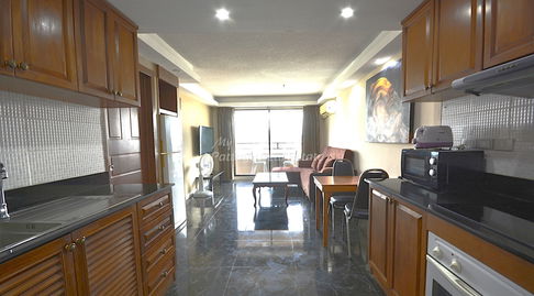 🛏️ 1 Bed - 🛁 1 Bath - 🏙️ City Views - 🌏 FOREIGN name - 🏢 Angket Condominium Jomtien - Ref: ANG06
